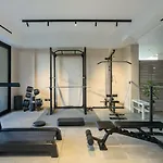 Apartamento Charming In An Elegant In *