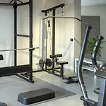 Charming In An Elegant In Appartement *