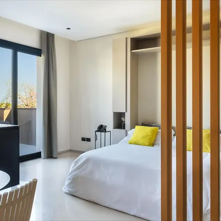 Apartment Charming In An Elegant In