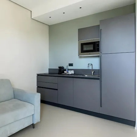 Apartment Charming In An Elegant In *